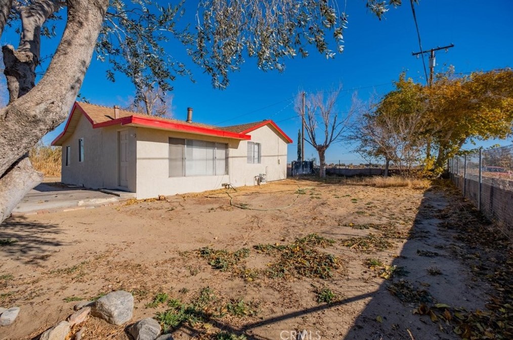 9337 E Ave T, Juniper Hills, CA 93543