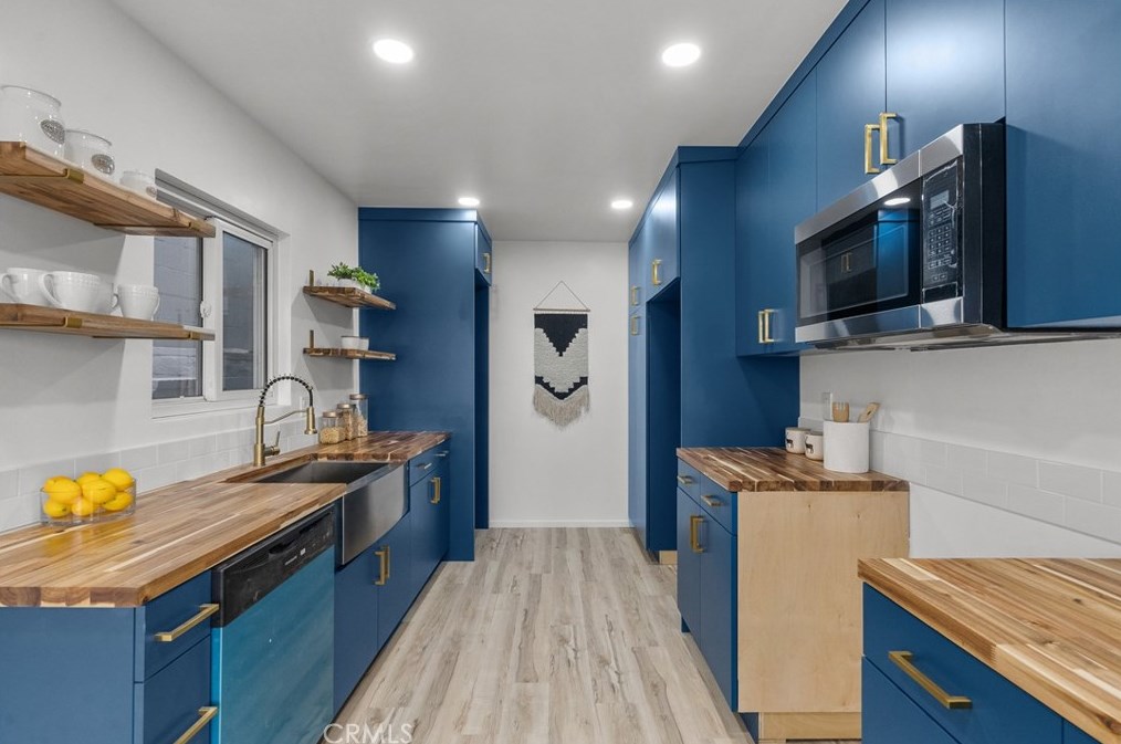 1330 Luella Dr, Los Angeles CA  90063-3207 exterior