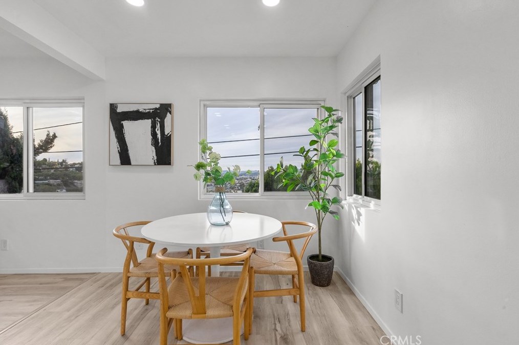 1330 Luella Dr, Los Angeles CA  90063-3207 exterior