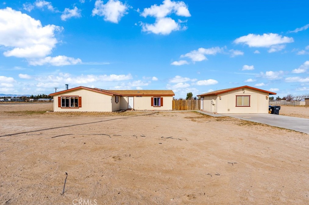 7843 W Ave F, Lancaster, CA 93536