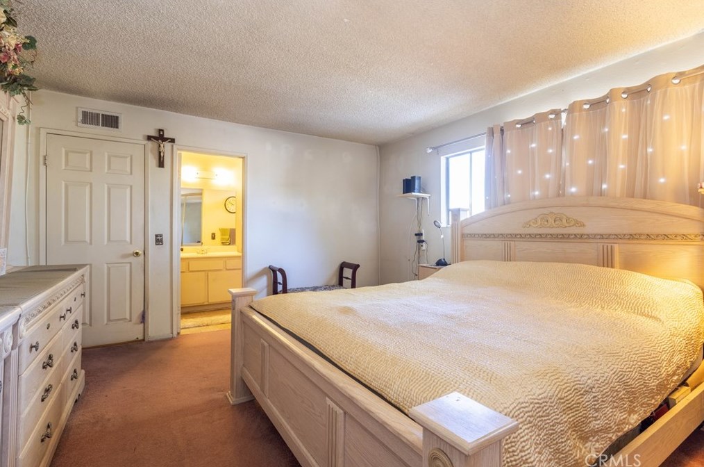 10808 De Haven Ave, Los Angeles CA  91331-2009 exterior