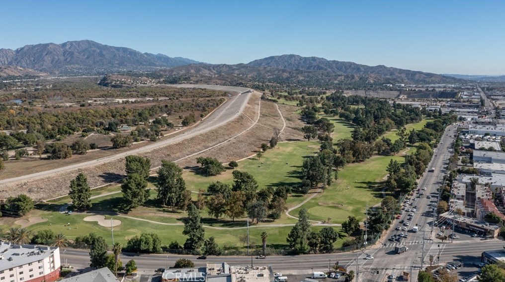 10808 De Haven Ave, Los Angeles CA  91331-2009 exterior