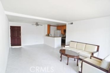 18645 Hatteras St, Los Angeles CA  91356-1803 exterior