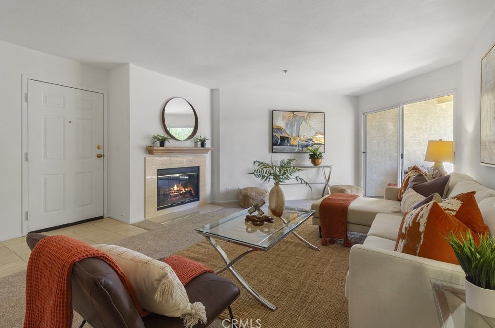 653 Oak Run Trl, Calabasas, CA 91377-5619