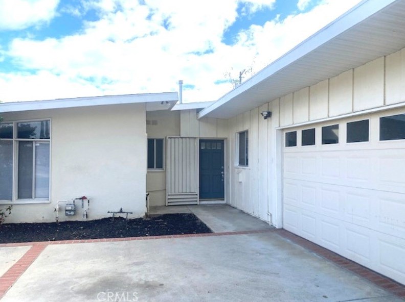 10806 Paso Robles Ave, San Fernando, CA 91344-4913