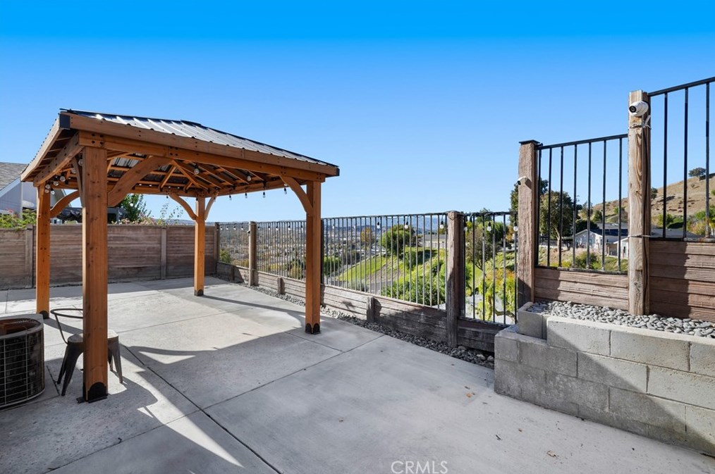 27909 Vista View Dr, Santa Clarita, CA 91351