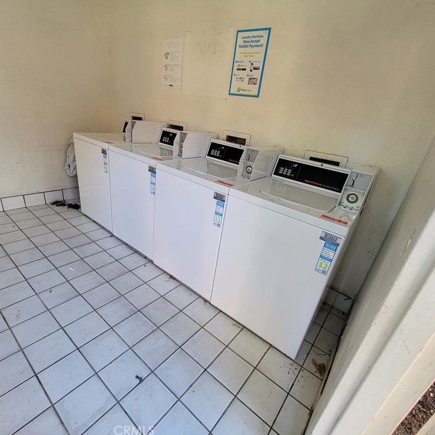 12601 Van Nuys Blvd, Los Angeles CA  91331-1300 exterior