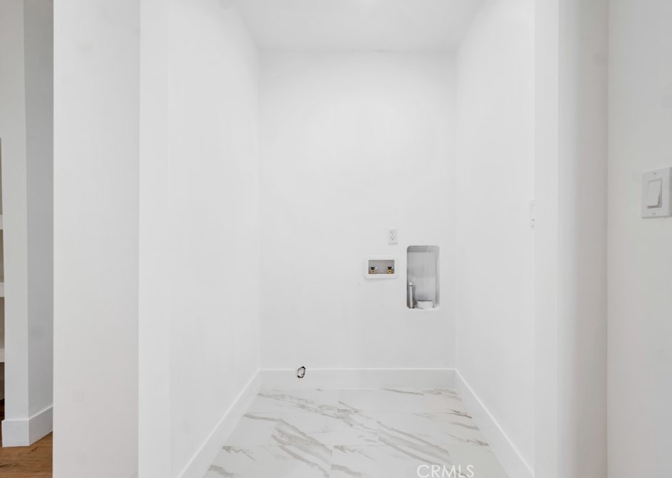 13817 Bromwich St, Los Angeles CA  91331-6120 exterior