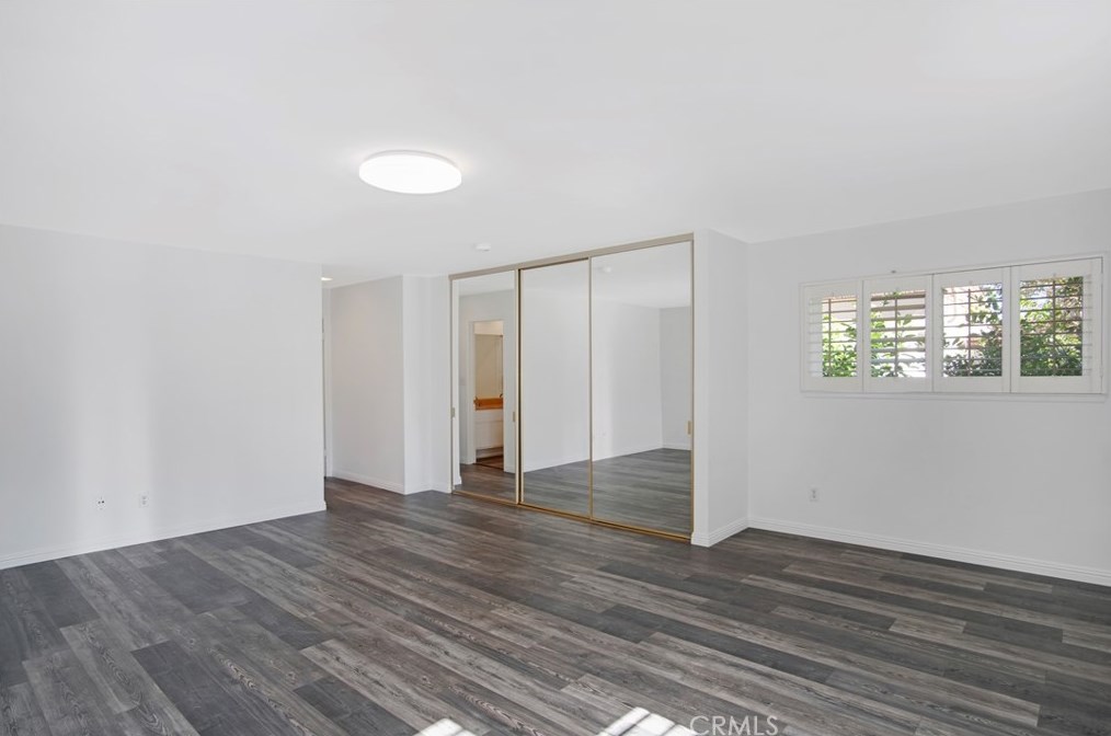 22242 Germain St #4, Chatsworth, CA 91311