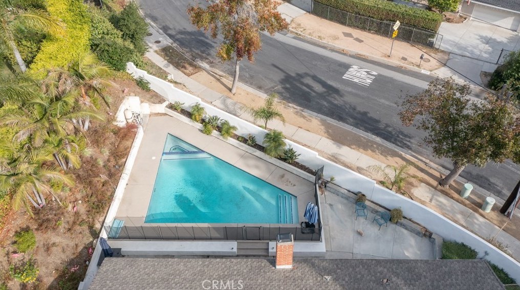 17401 Flanders St, San Fernando CA  91344-2211 exterior