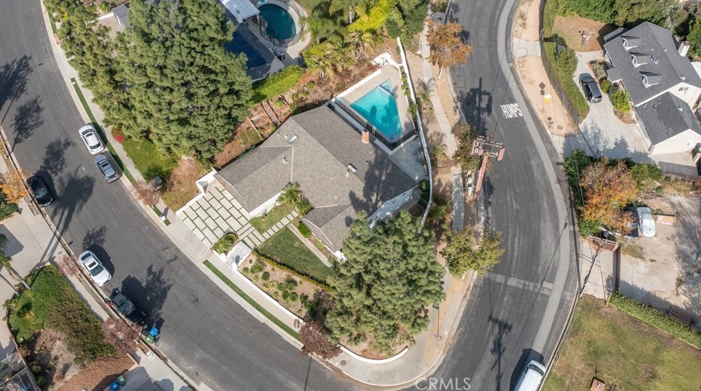 17401 Flanders St, San Fernando CA  91344-2211 exterior