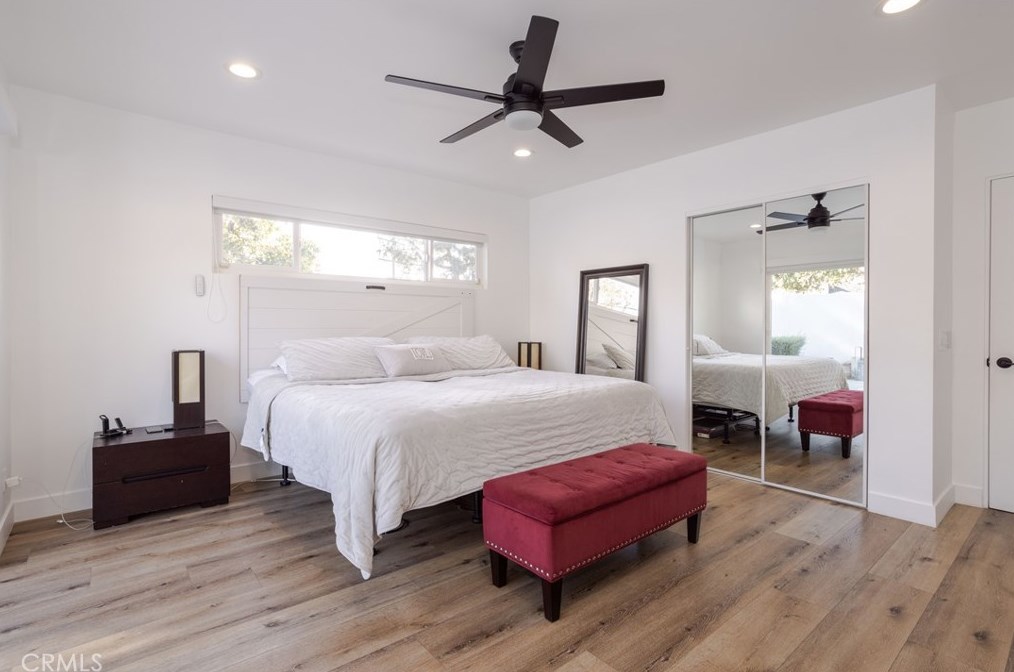 17401 Flanders St, San Fernando CA  91344-2211 exterior