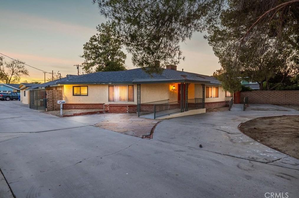 1210 W Lancaster Blvd, Lancaster, CA 93534