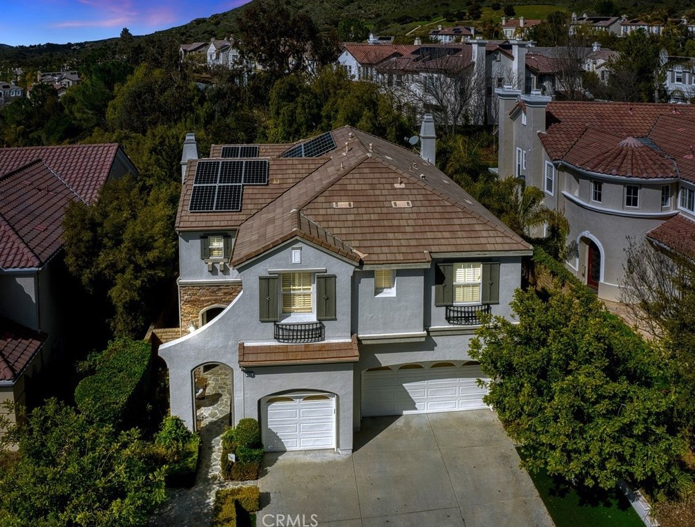 921 Blackbourne, Calabasas, CA 91377