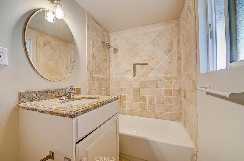 7823 Melvin Ave, Los Angeles CA  91335-1600 exterior