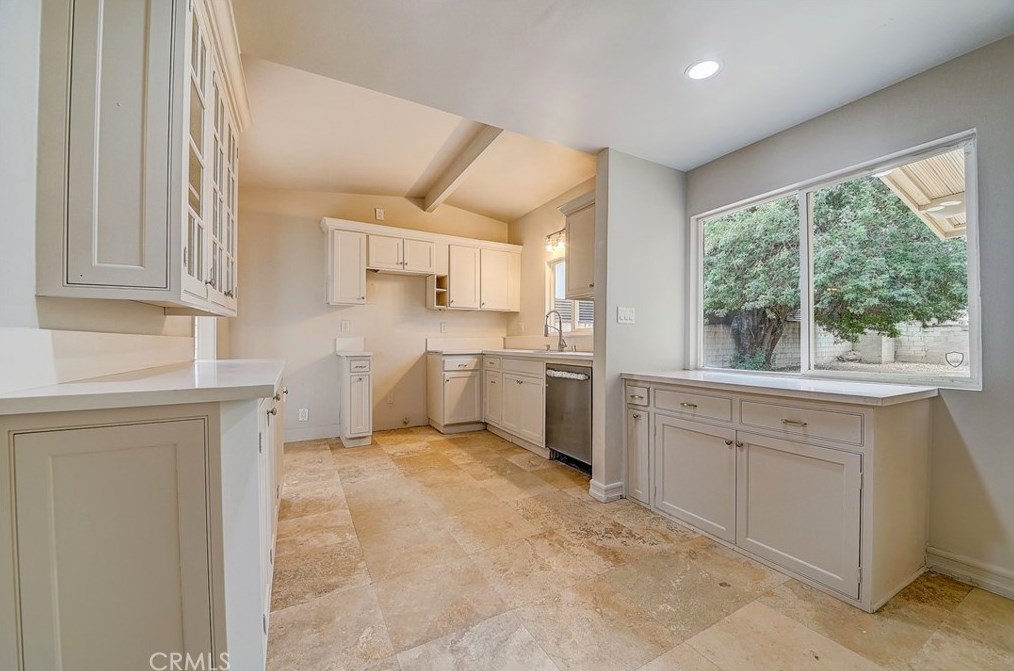 7823 Melvin Ave, Los Angeles CA  91335-1600 exterior