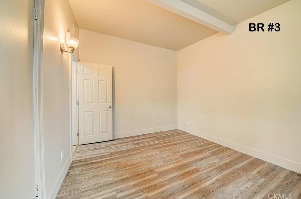 7823 Melvin Ave, Los Angeles CA  91335-1600 exterior