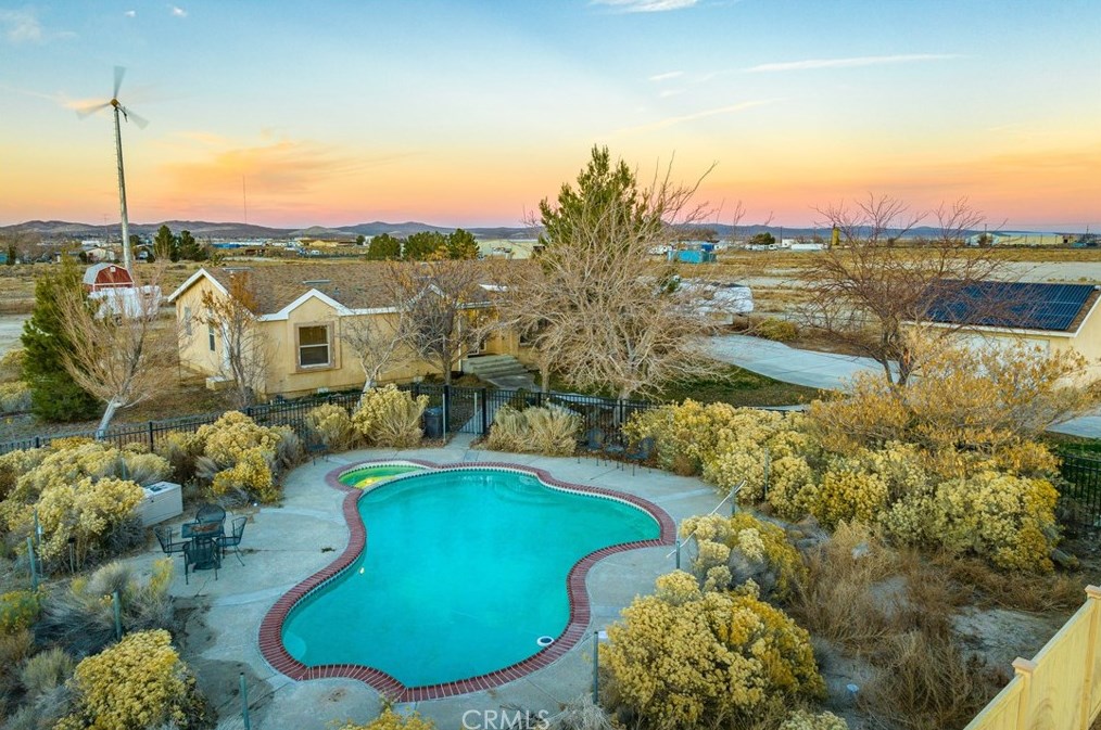 1801 Patterson Rd, Tropico Village, CA 93560