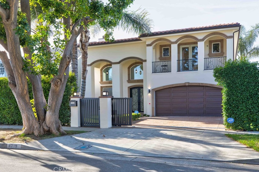 4719 Tobias Ave, Van Nuys CA  91403-2826 exterior