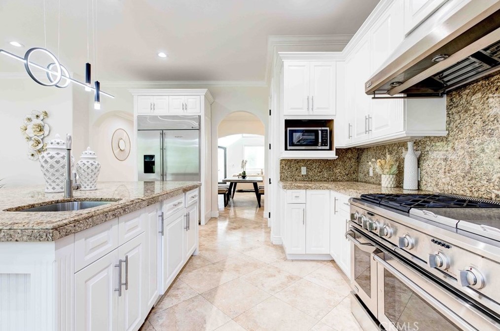 4719 Tobias Ave, Van Nuys CA  91403-2826 exterior