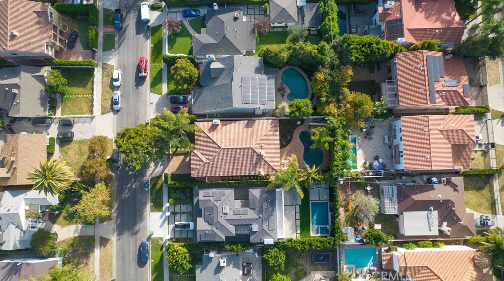 4719 Tobias Ave, Van Nuys CA  91403-2826 exterior