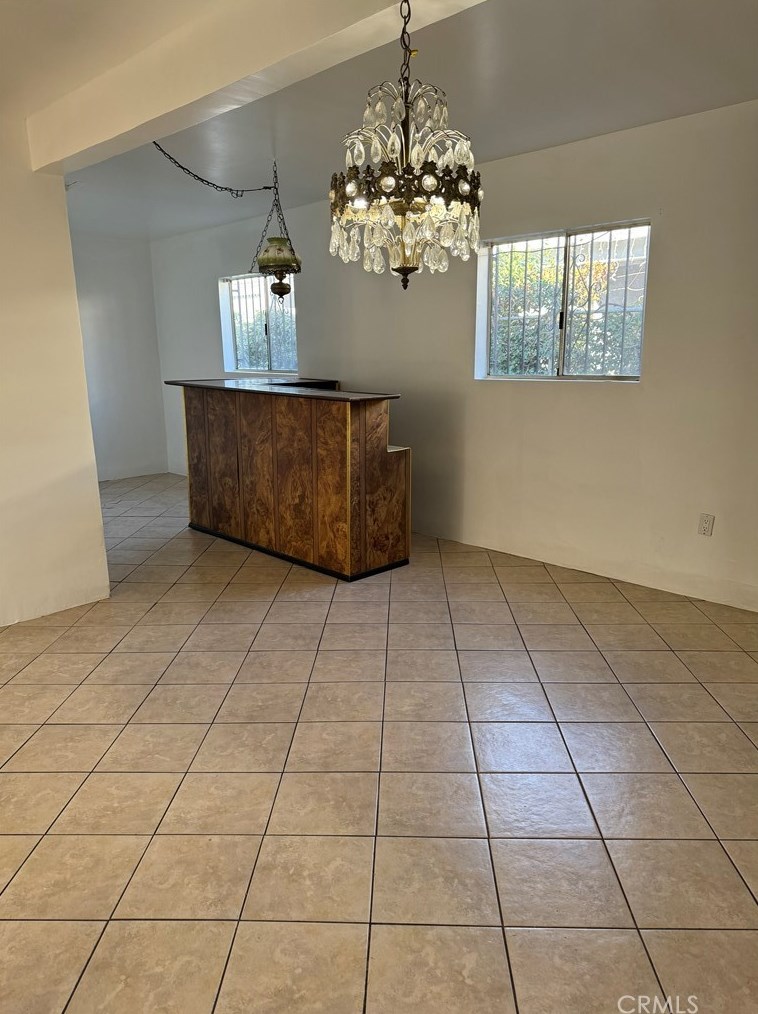 9713 Amboy Ave, Los Angeles CA  91331-4118 exterior