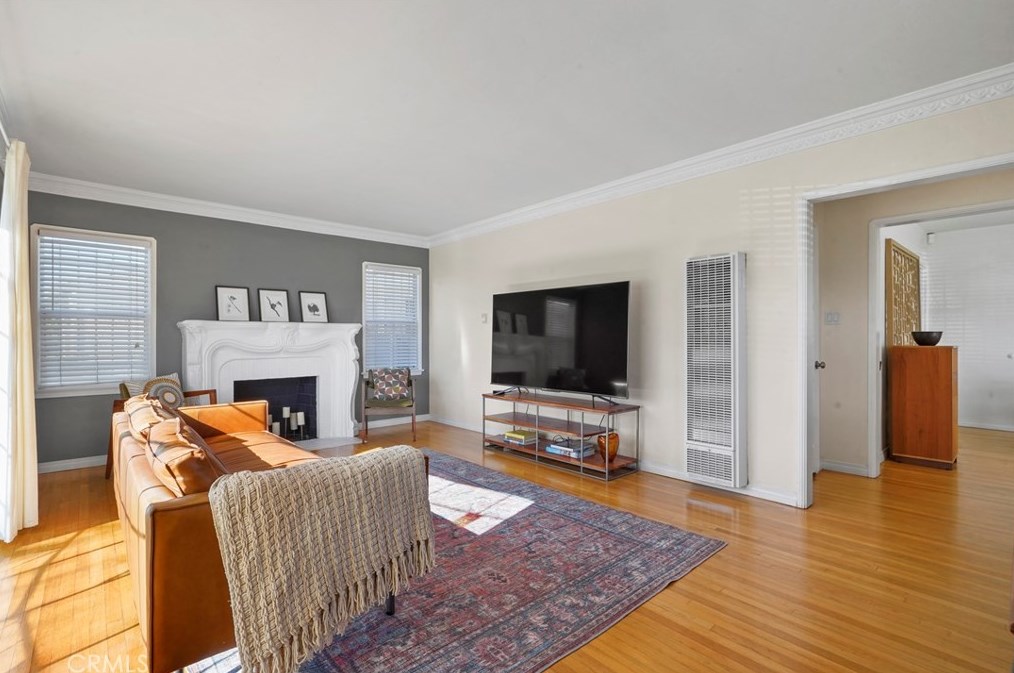 5645 Bowesfield St, Los Angeles CA  90016-5018 exterior