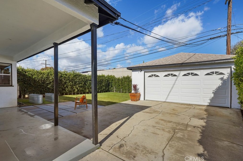 5645 Bowesfield St, Los Angeles CA  90016-5018 exterior