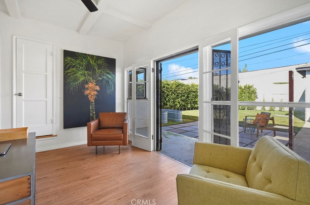 5645 Bowesfield St, Los Angeles CA  90016-5018 exterior