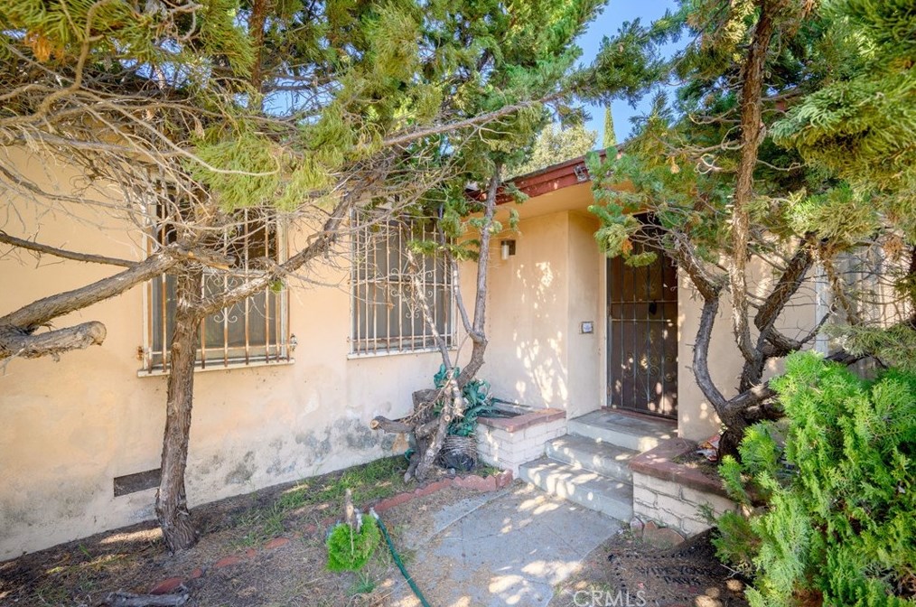 6201 78th St, Los Angeles, CA 90045-2903