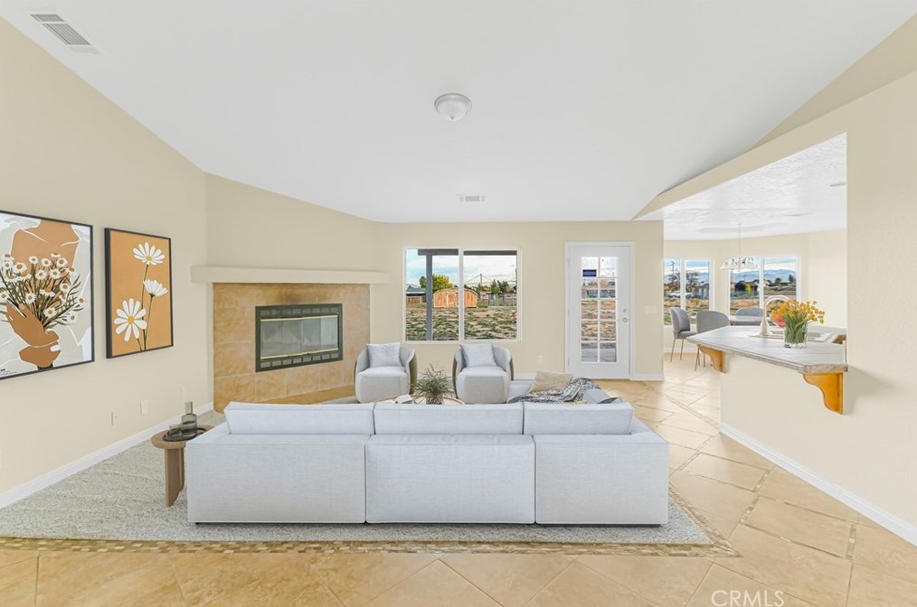 9791 Anaconda Ave, Hesperia CA  92344-0552 exterior