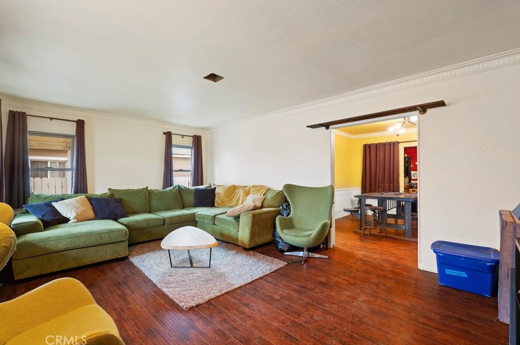 14437 Brand Blvd, San Fernando, CA 91340