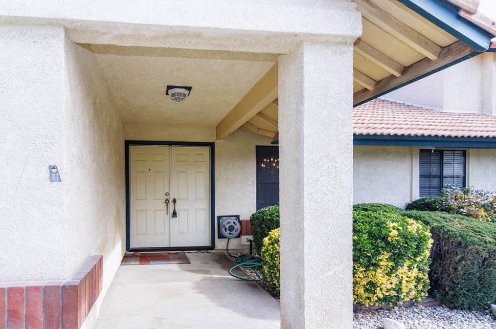 36242 43rd St, Palmdale, CA 93552-6233