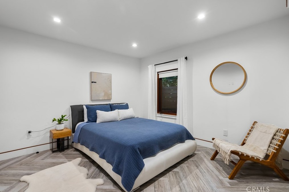 1927 Wilton Pl, Los Angeles CA  90068-3626 exterior
