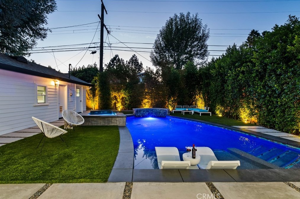 1927 Wilton Pl, Los Angeles CA  90068-3626 exterior
