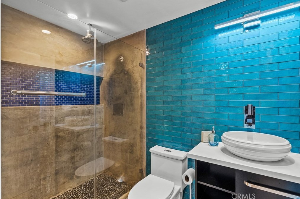 1927 Wilton Pl, Los Angeles CA  90068-3626 exterior