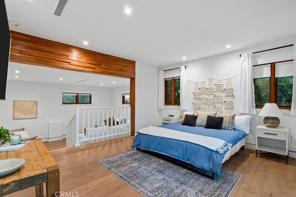 1927 Wilton Pl, Los Angeles CA  90068-3626 exterior