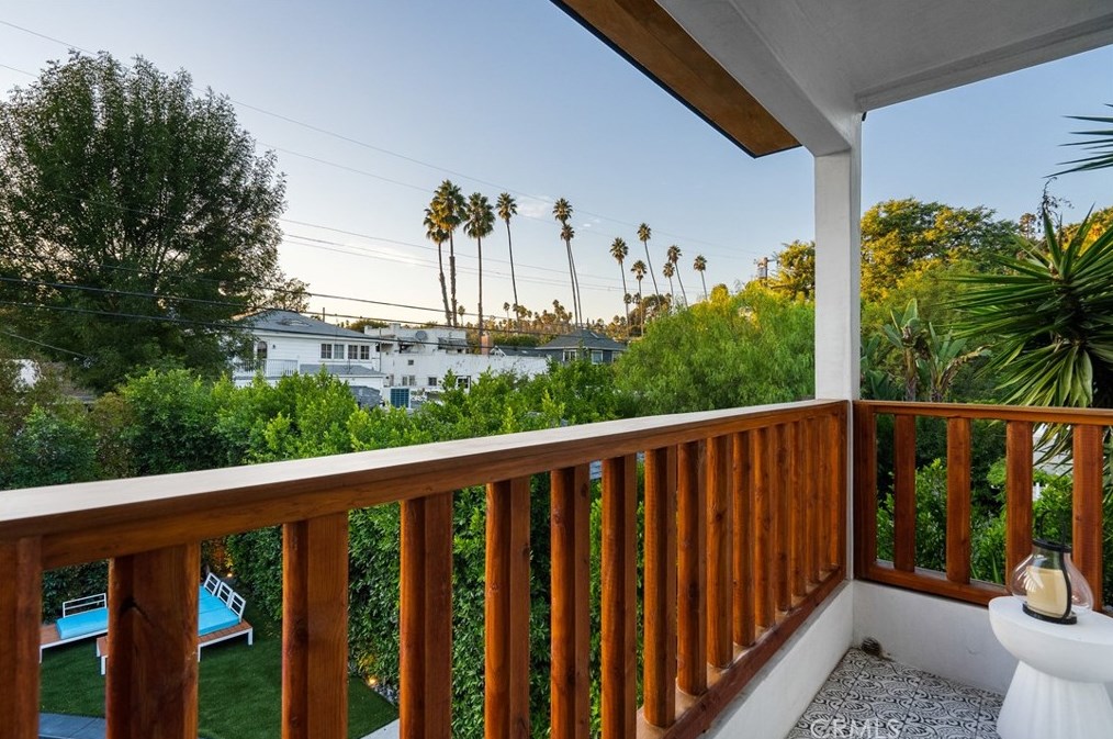 1927 Wilton Pl, Los Angeles CA  90068-3626 exterior