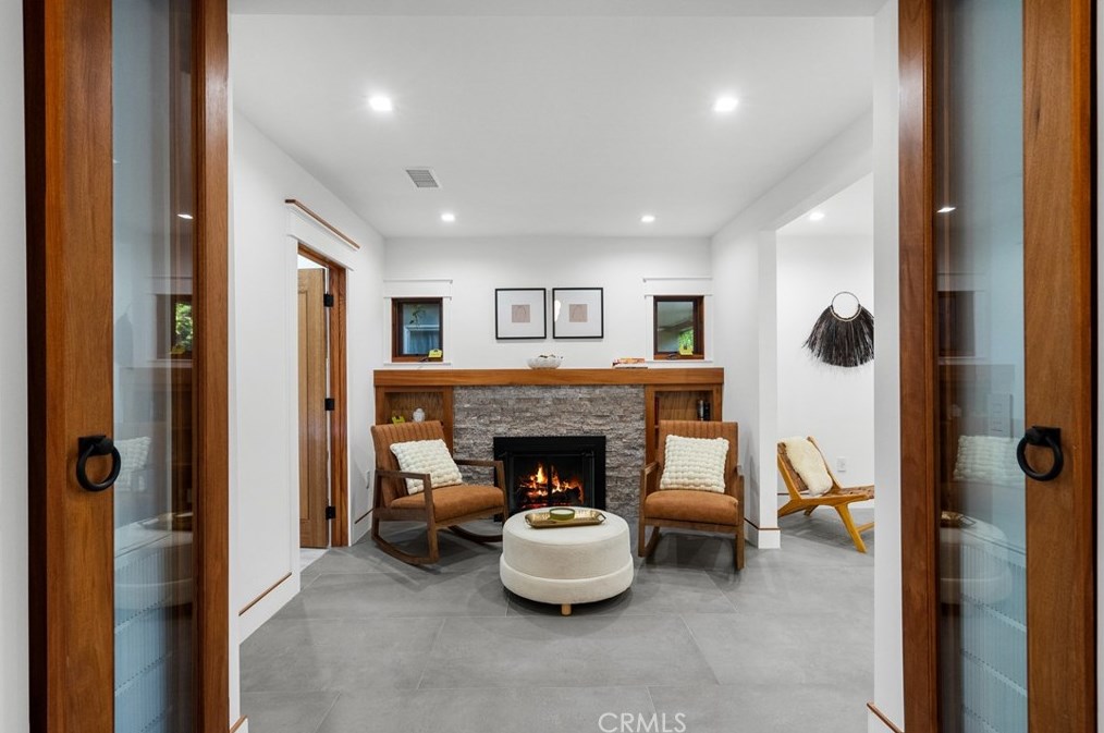1927 Wilton Pl, Los Angeles CA  90068-3626 exterior