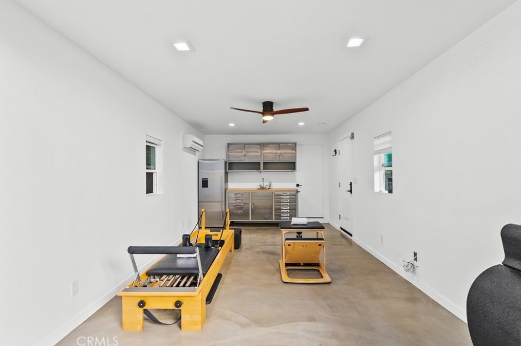 1927 Wilton Pl, Los Angeles CA  90068-3626 exterior
