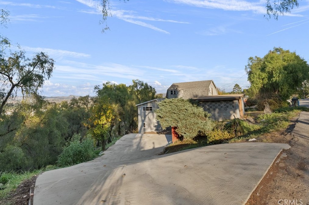 10791 Citrus Dr, Moorpark CA 93021-8700 exterior