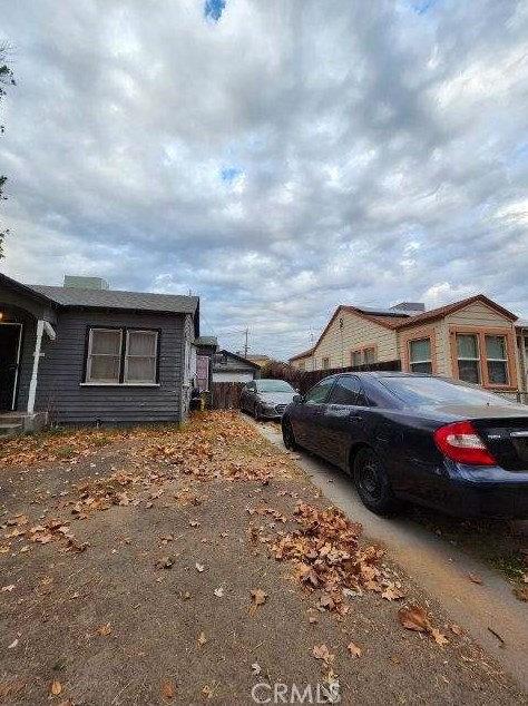 1111 E Vassar Ave, Fresno, CA 93704