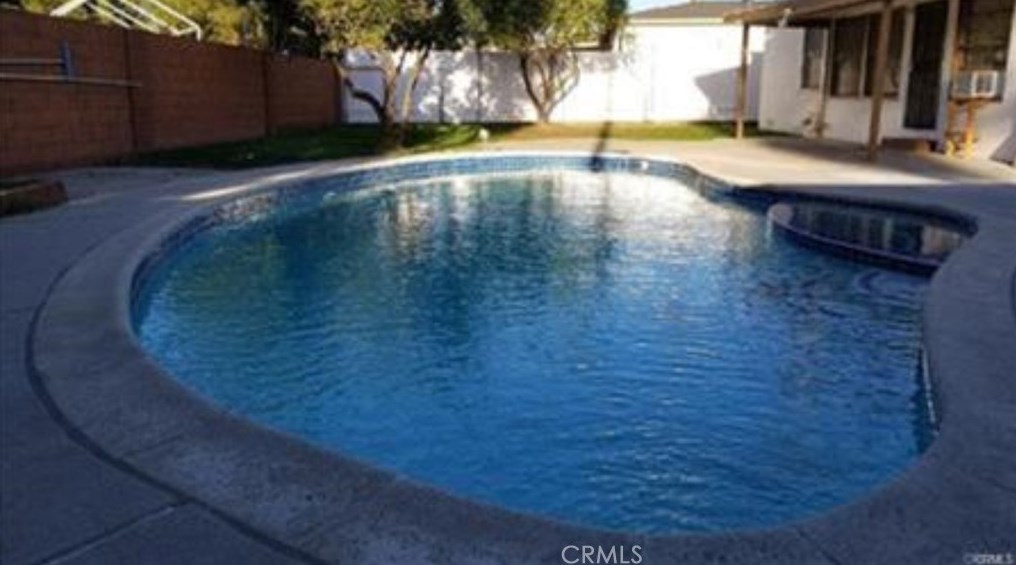 15007 Mankato St, San Fernando CA  91345-1629 exterior