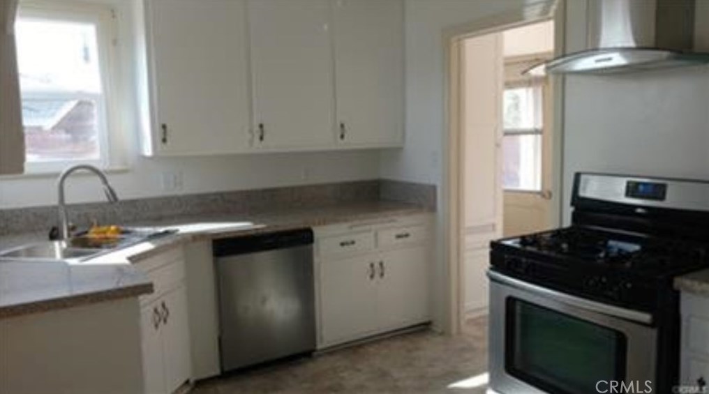 15007 Mankato St, San Fernando, CA 91345