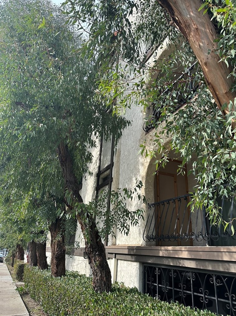 605 N Louise St #204, Glendale, CA 91206