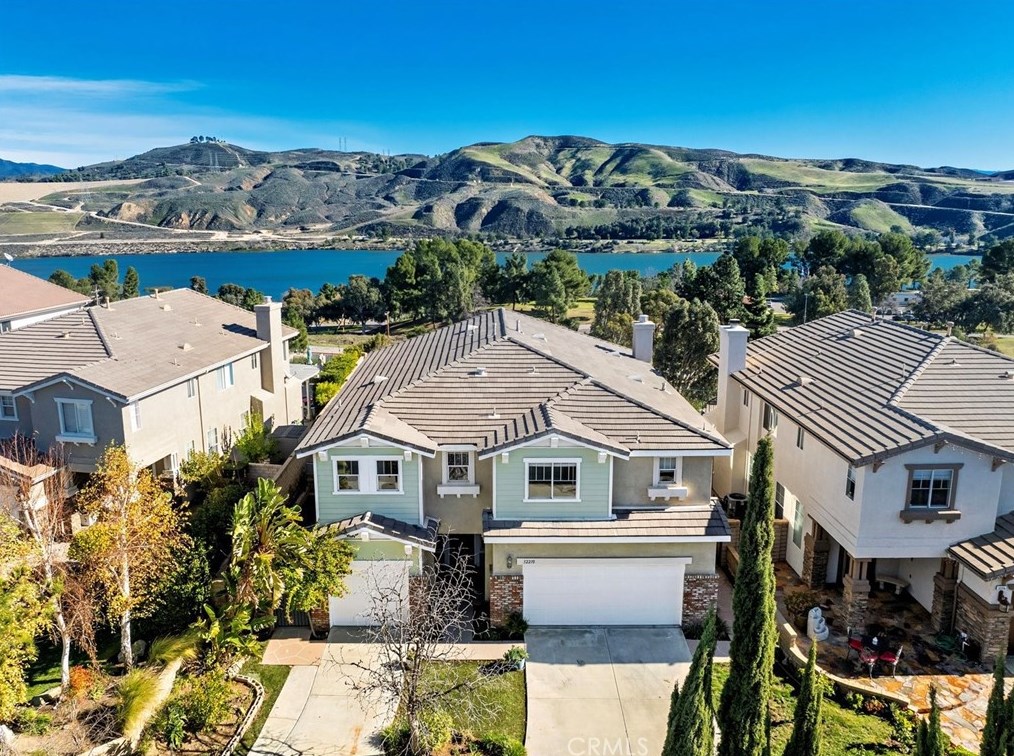 32210 Vista Pointe Pl, Santa Clarita, CA 91384