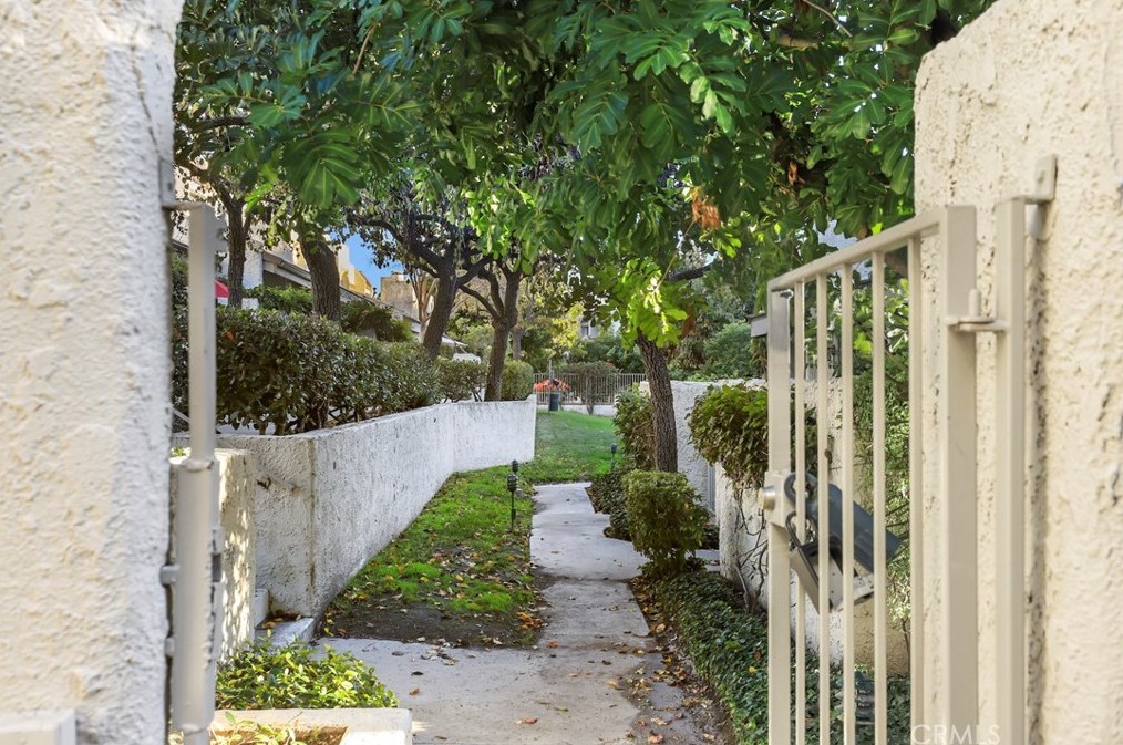 11842 Moorpark St #d, North Hollywood, CA 91604