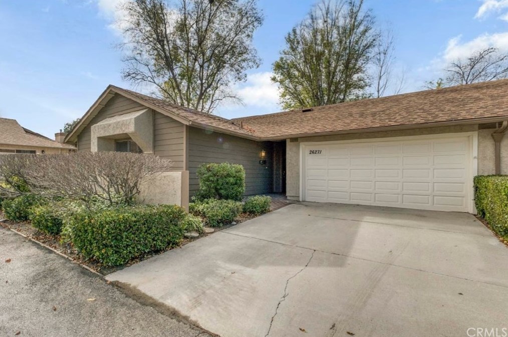 26271 Rainbow Glen Dr, Santa Clarita, CA 91321