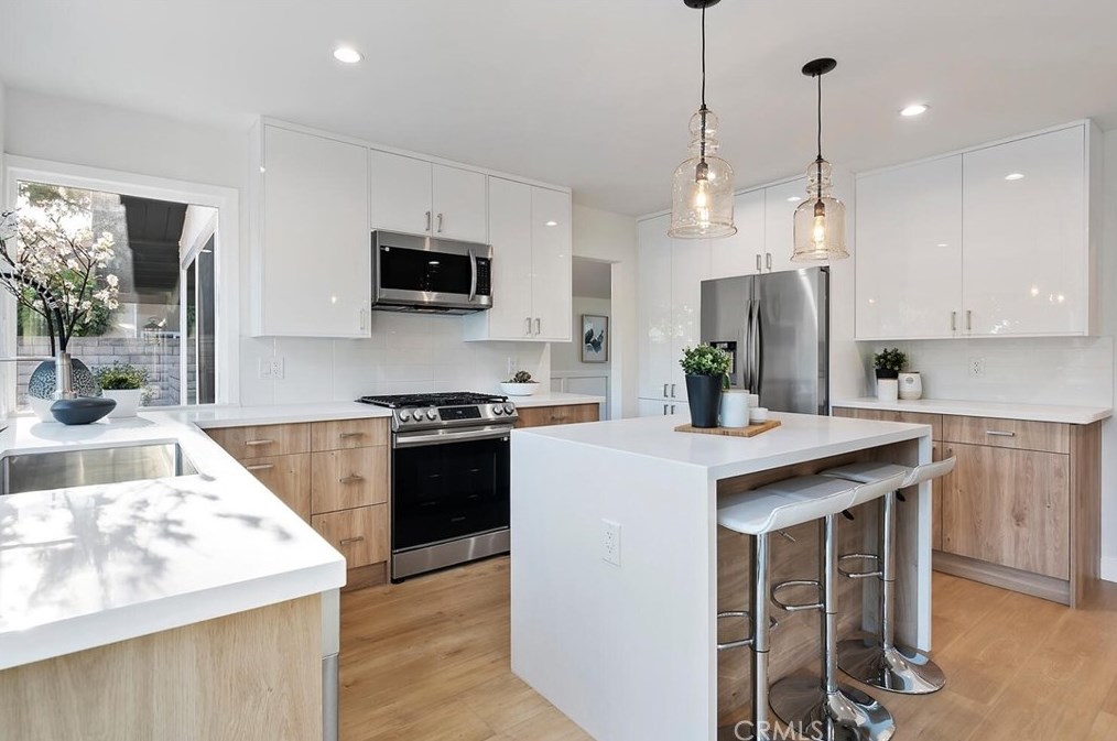 3183 Adirondack Ct, Thousand Oaks CA  91362-3504 exterior