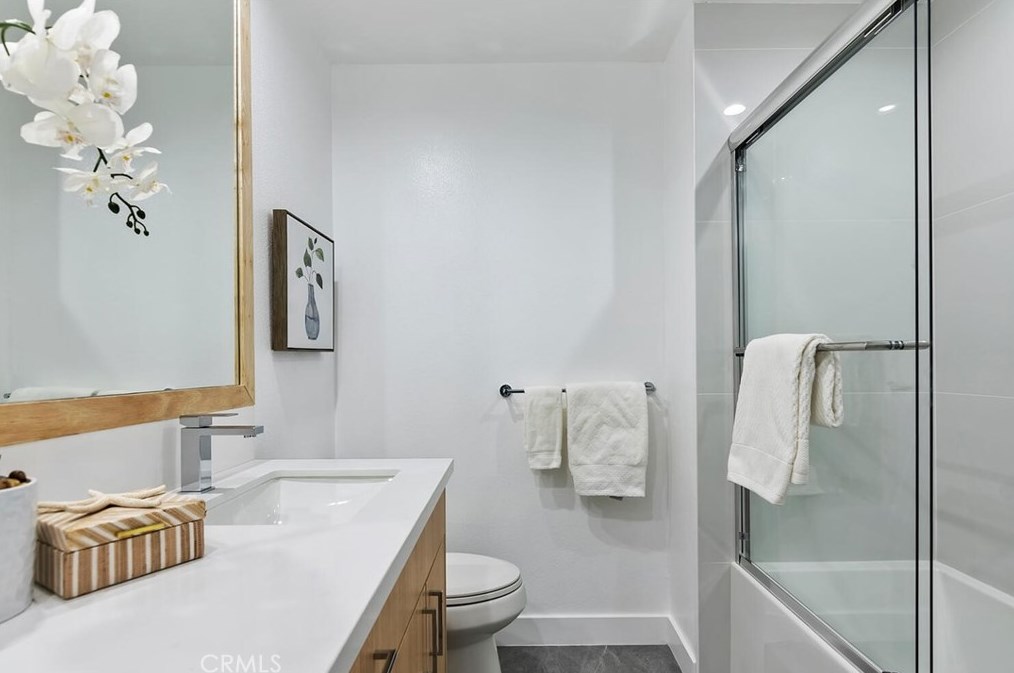 3183 Adirondack Ct, Thousand Oaks CA  91362-3504 exterior